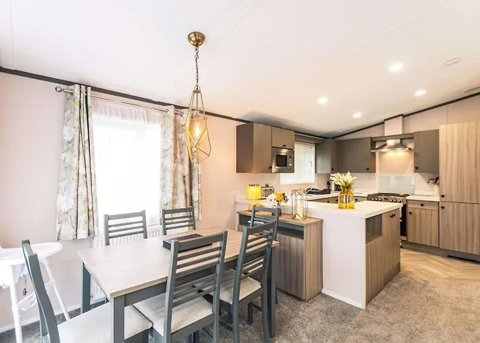 Holiday home Fox With Hot Tub York