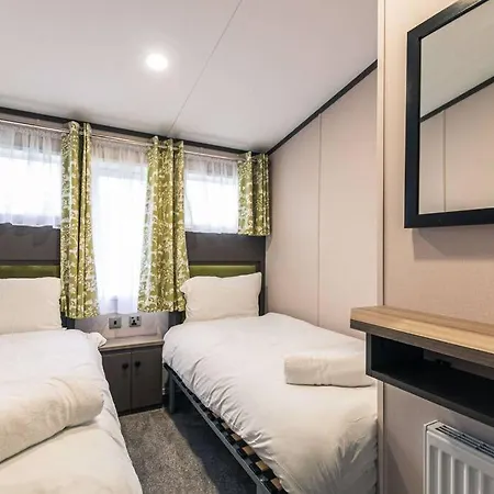 Fox With Hot Tub Dom wakacyjny *